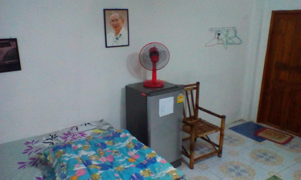 Cheap Sleep Apartment Phayao Exterior photo